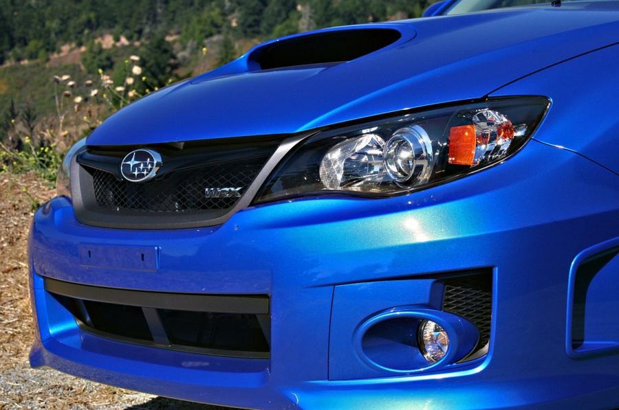  Subaru Impreza WRX 2011 года  (фото 38 из 39)